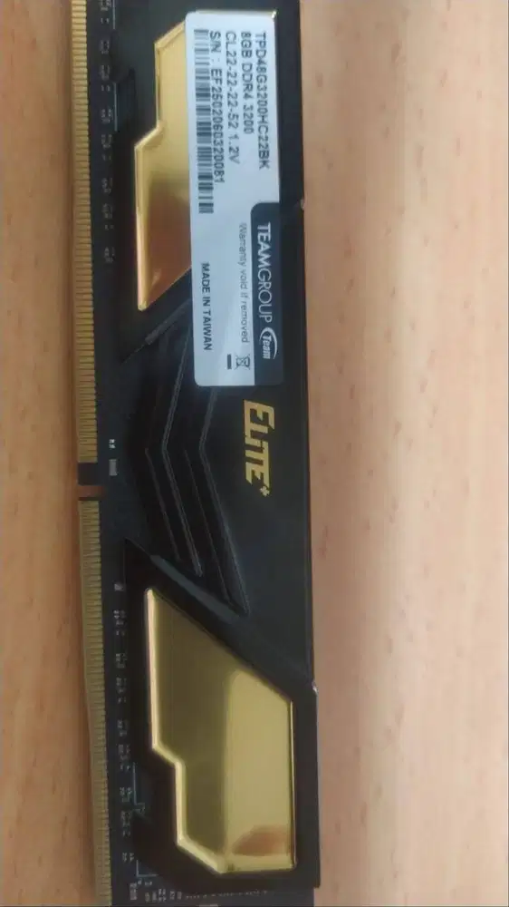 Memori PC Desktop Team Elite DDR4 8Gb pc3200