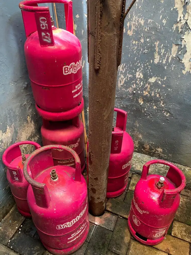 Tabung gas 12 kg ada 3pcs
