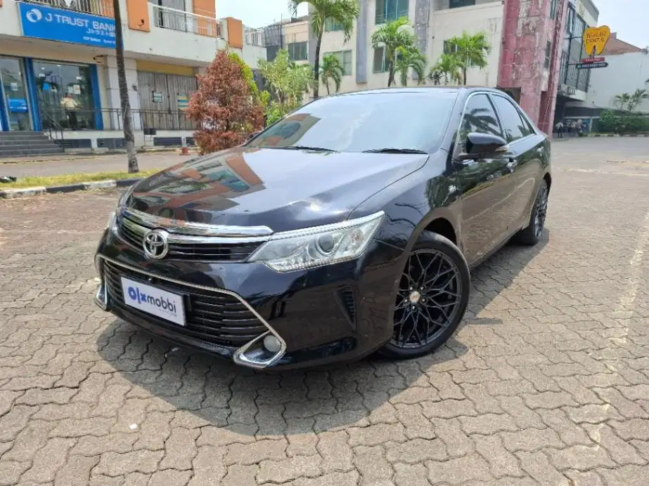 Garansi 1 Th - Toyota Camry 2.5 V Bensin AT 2018 Hitam