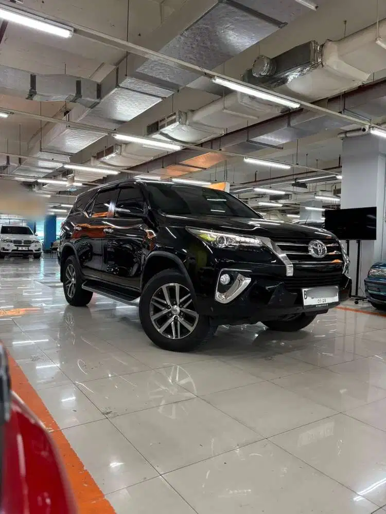 Toyota Fortuner 2.4 VRZ 2016 Low km Ban tembus dr baru