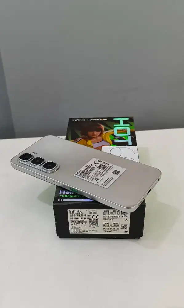 infinix hot 60i 8/256, mulus,no minus,belum bongkar,fulset,NFC