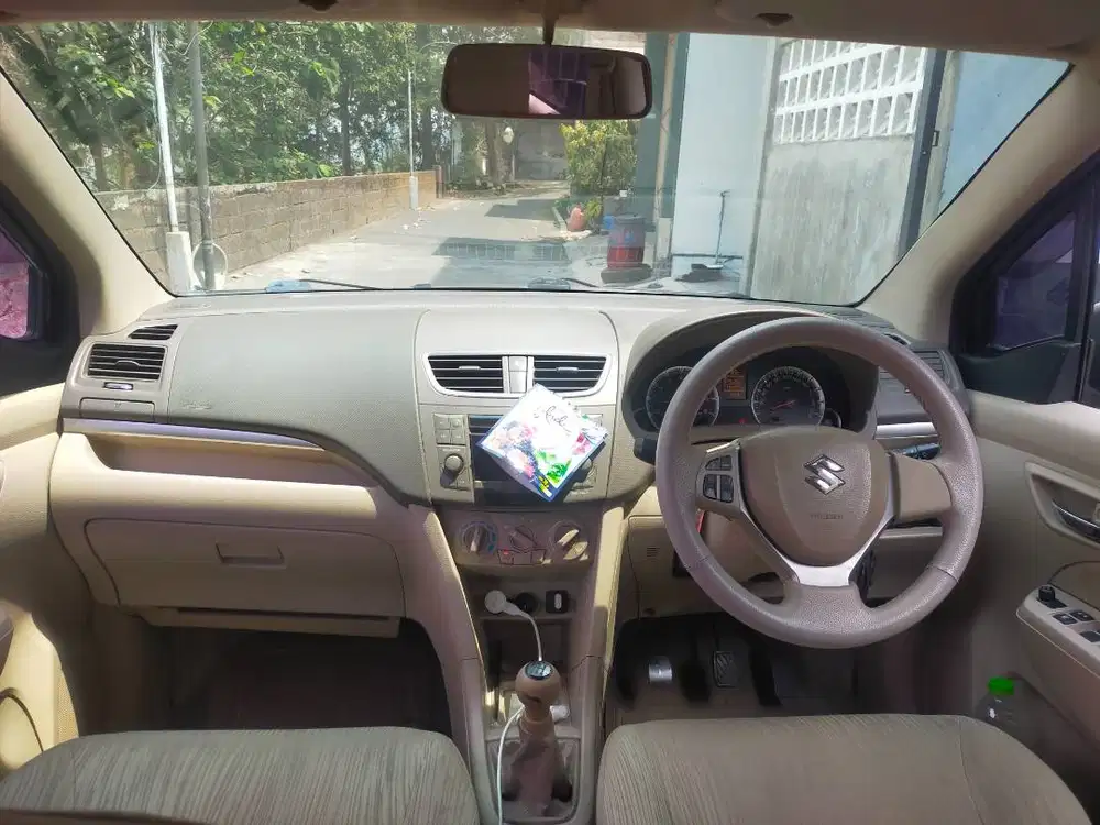 Dijual Mobil Suzuki Ertiga 2013