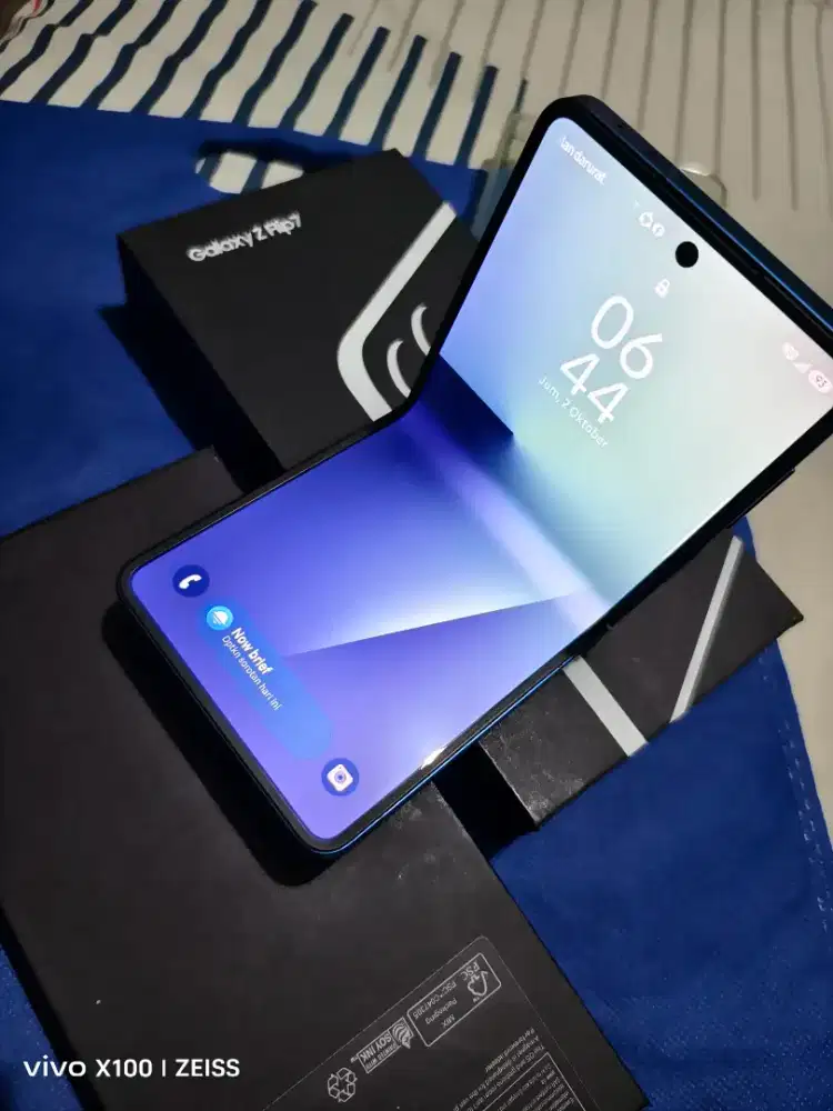 Samsung Z Flip 7 5g 12/256 sein