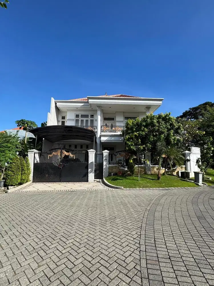 BEST PRICE! RUMAH GRAHA FAMILI / FAMILY SEMI CLASSIC MINIMALIS TERAWAT