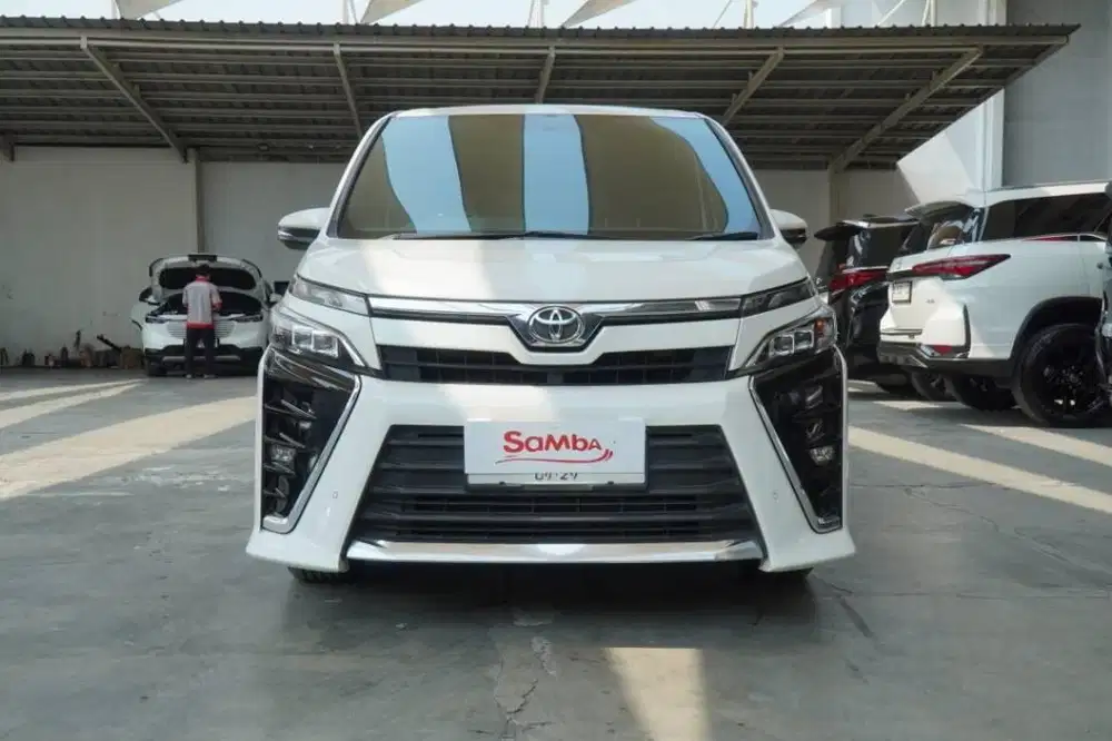 TOYOTA VOXY 2.0 MATIC 2020..