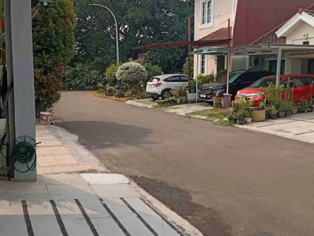 Dijual Rumah 2 lt 6 x 17 m2 di Alam Sutera lt 102 m2 lb 124 m2 ada 5 kt 3 km SHM hadap selatan, unfurnished, siap huni!! Ayo survei yuk!! Nego sampai deal!!