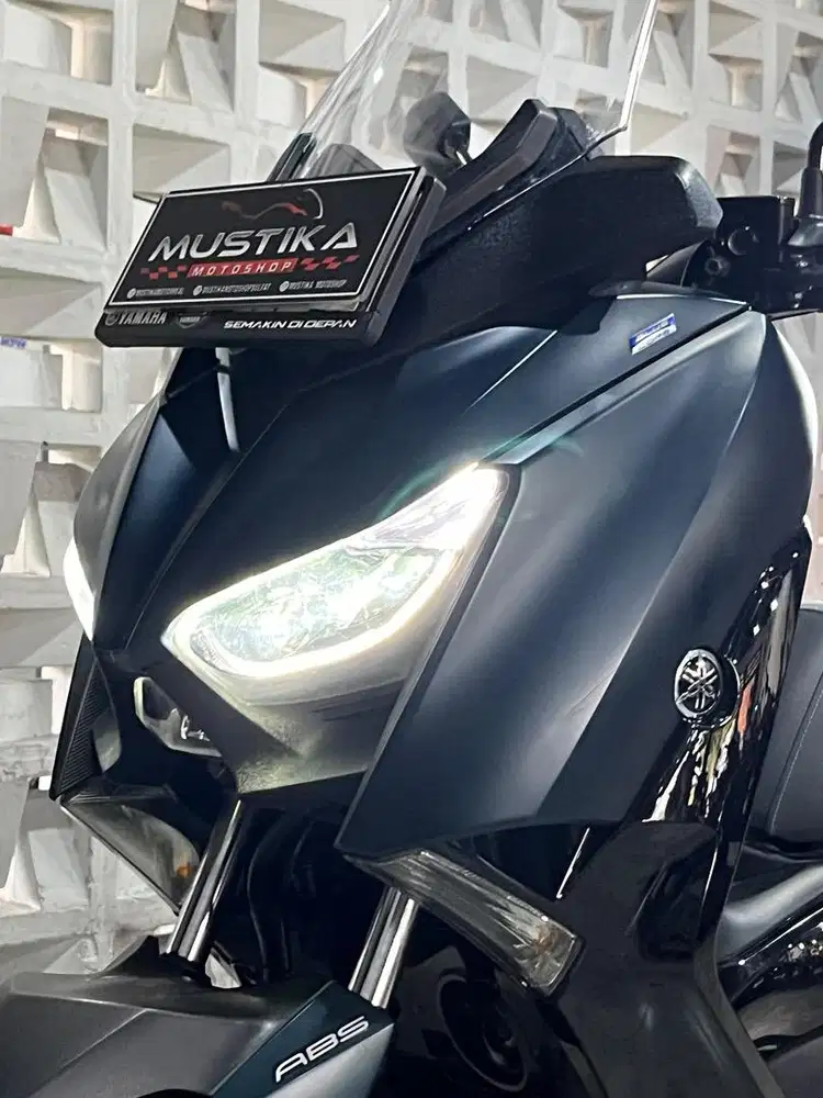 Yamaha XMAX 250cc 2022 Matte Green Low Kilometer 18.000 - Siap Gas
