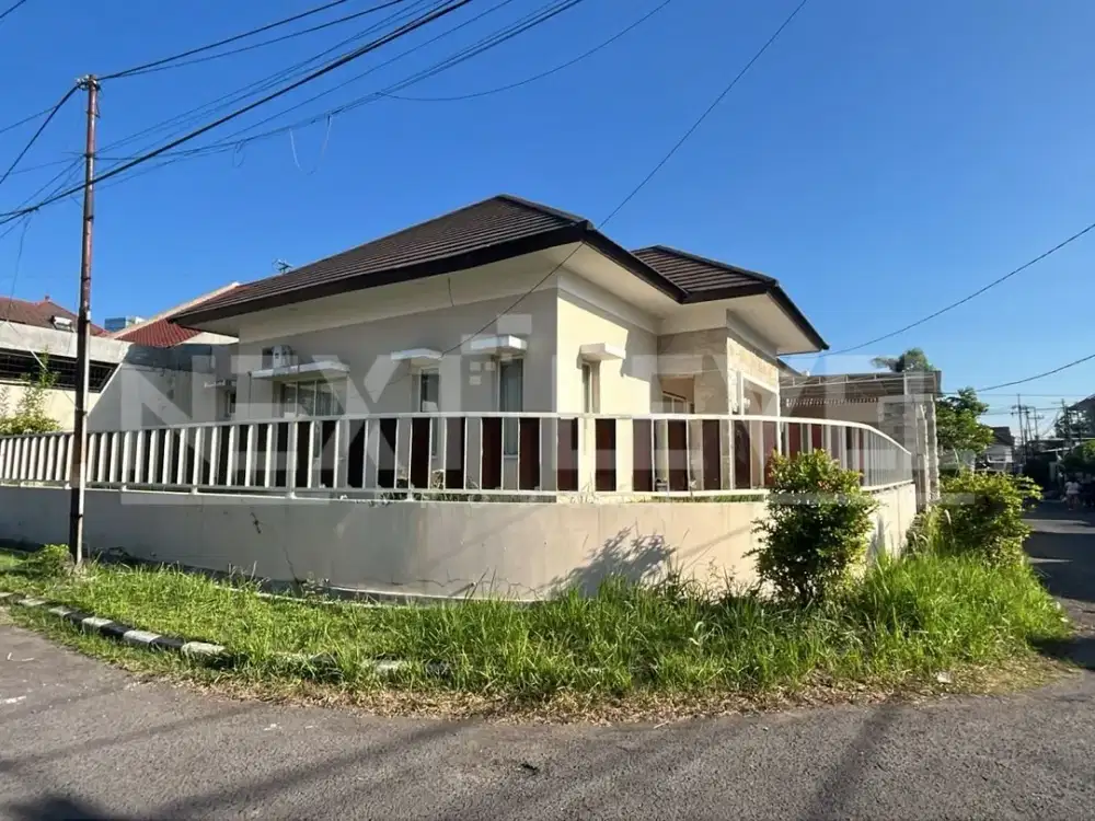 Rumah Luas Siap Huni di Darmo Permai - Surabaya