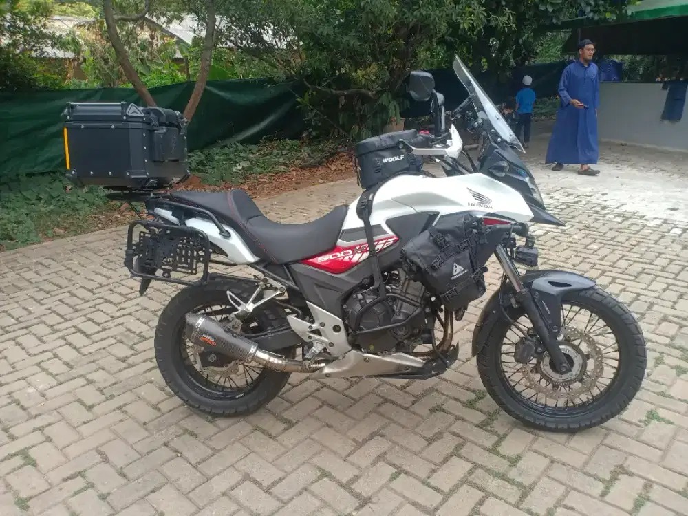 CB500X Turing full