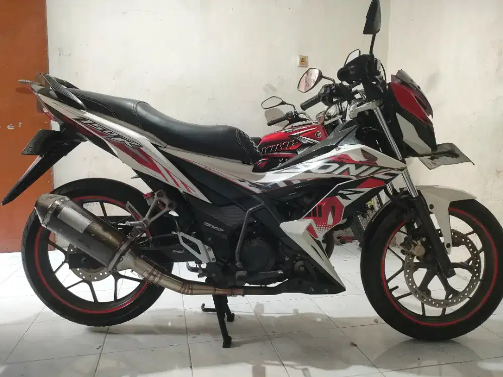 Honda Sonic 150thn 2016/2017 lengkap