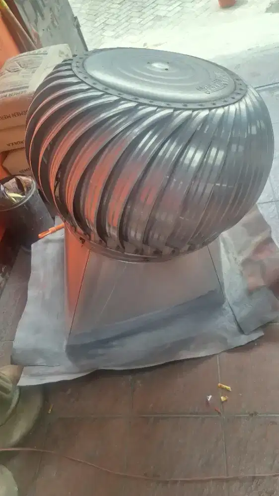 Exhaust untuk atap rumah