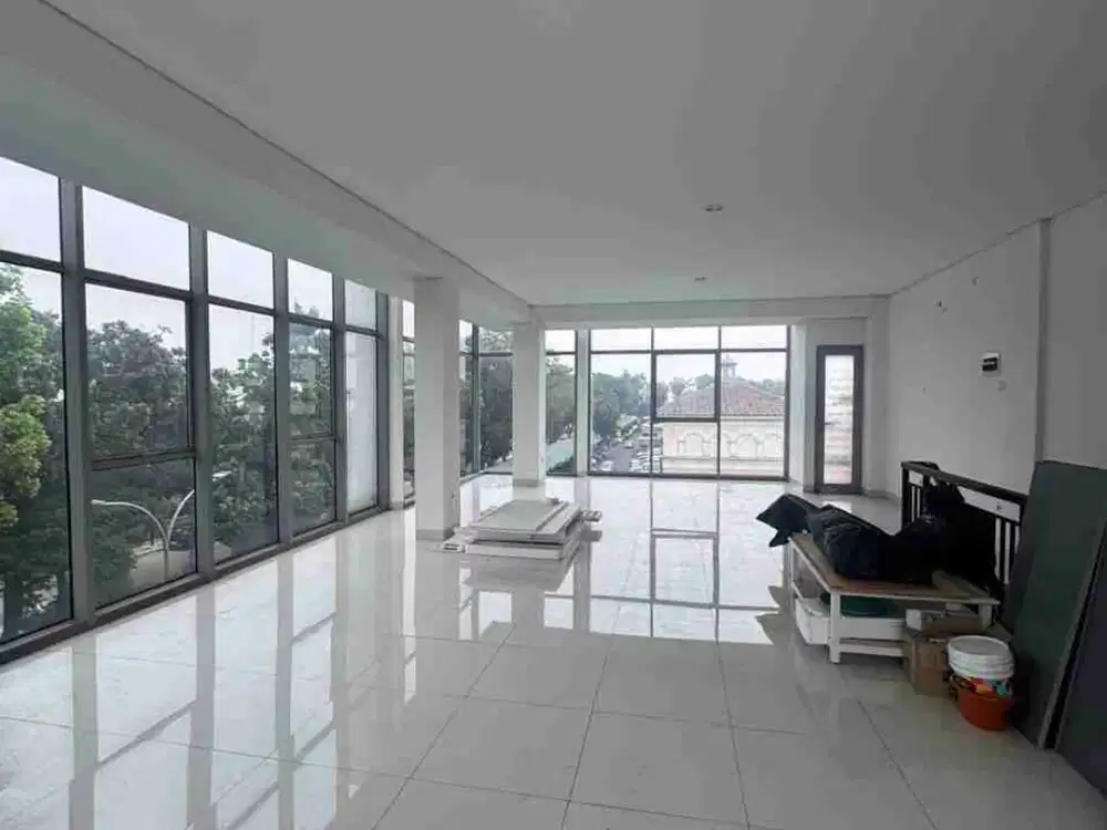 Jual Ruko di Pasmod BSD Pasar Modern, dekat Ursulla, Hoek area ramai