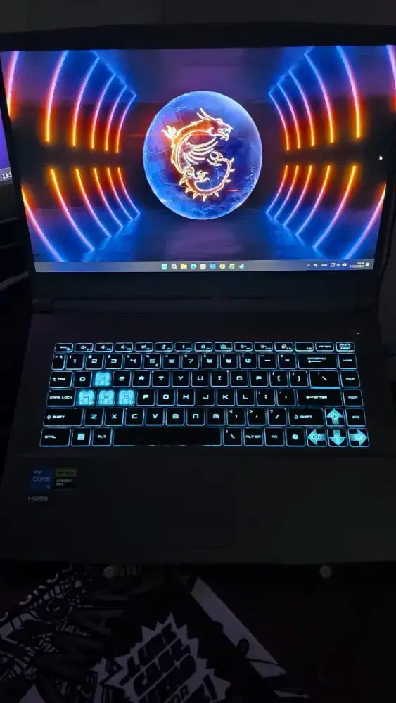 MSI THIN 15 RTX 3050 RAM 16 GB