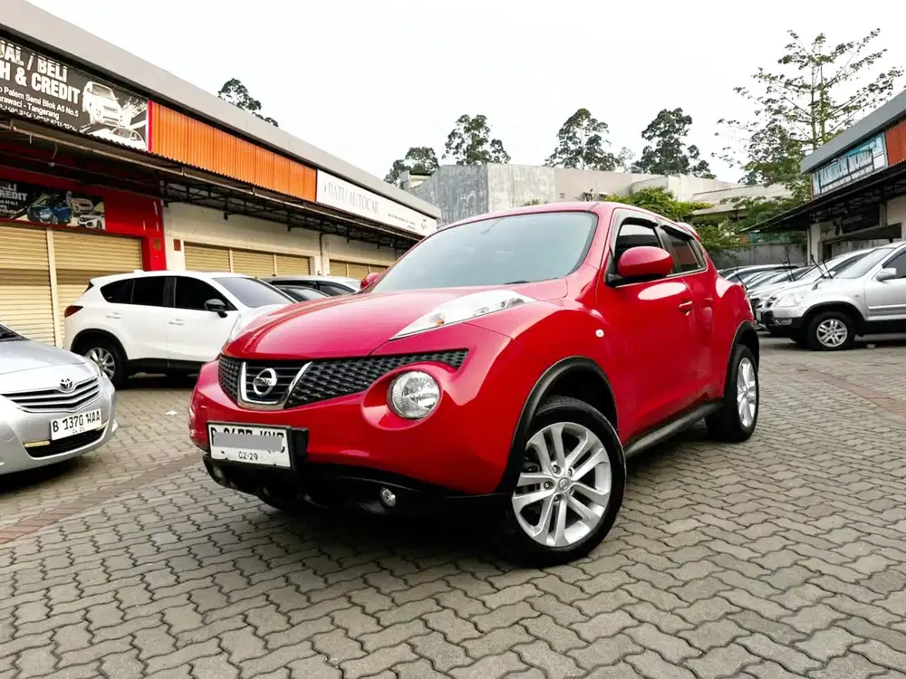 DP 15 JT NISSAN JUKE RX 1.5 AT 2013 RED EDITION