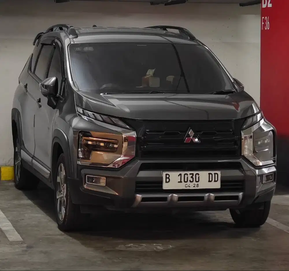 Mitsubishi Xpander Cross 2023 - 1.5 - Premium Package - Tangan Pertama