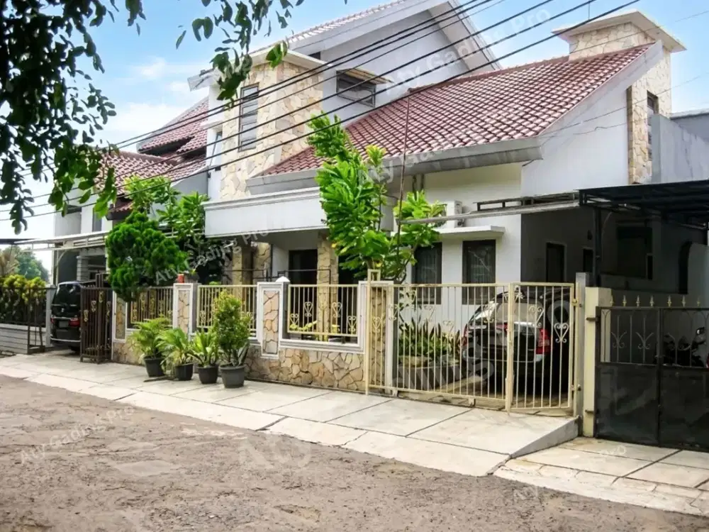Dijual Rumah 1,5 Lt di Rafflesh Hills Cibubur