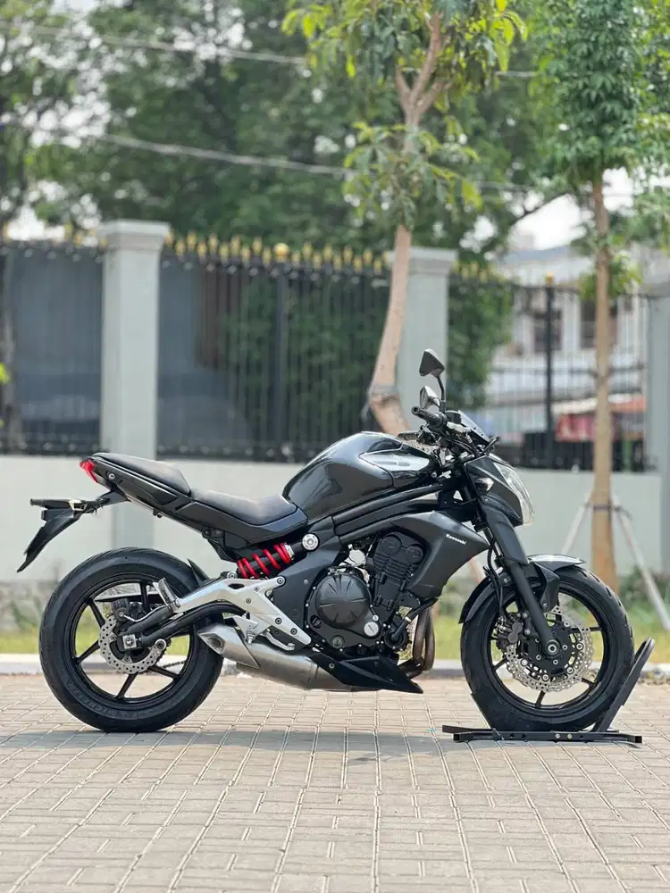 KAWASAKI ER6N 650 HITAM 2012 KM 21K PAJAK PANJANG SIAP TOURING