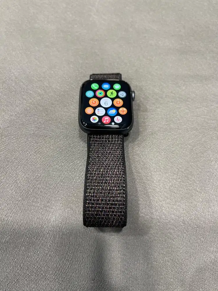 Apple Watch 4 44mm Black