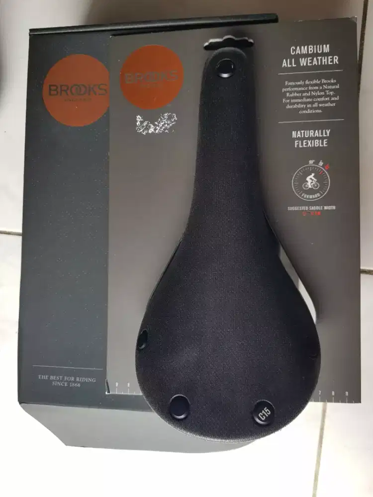 Saddle brooks c15 like new