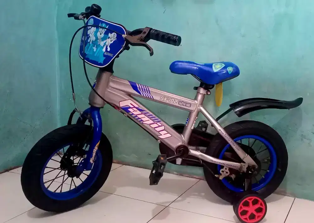 Sepedah anak family ukuran 12