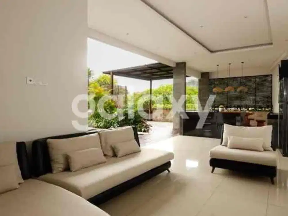 DIJUAL VILLA FULLY FURNISHED DAERAH DHARMAWANGSA BENOA BALI