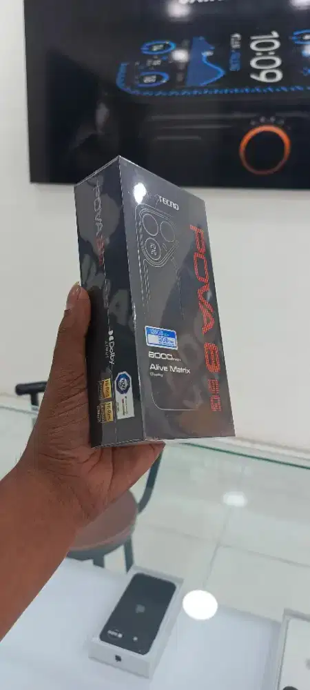 Pova 8 5 G 12/128 GB
