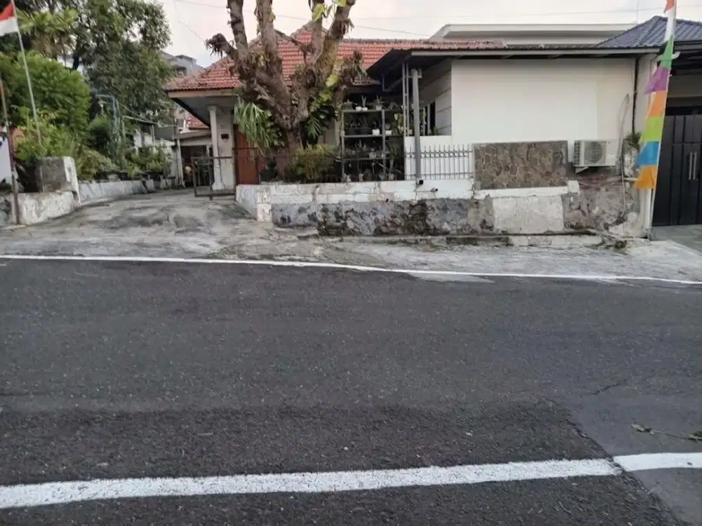 Jual Rumah luas dan siap huni di Jomblang, Semarang – 11948