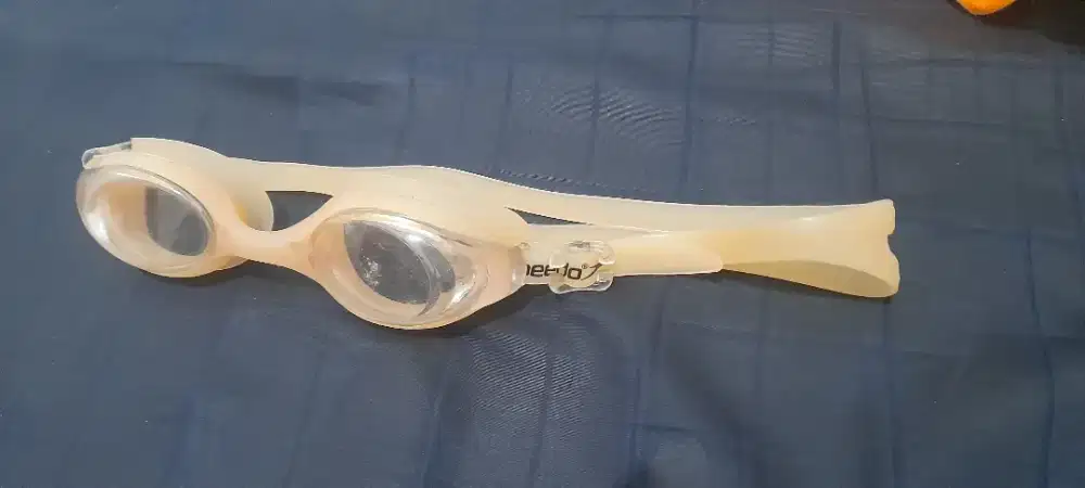 Dijual kacamata renang speedo murah bagus
