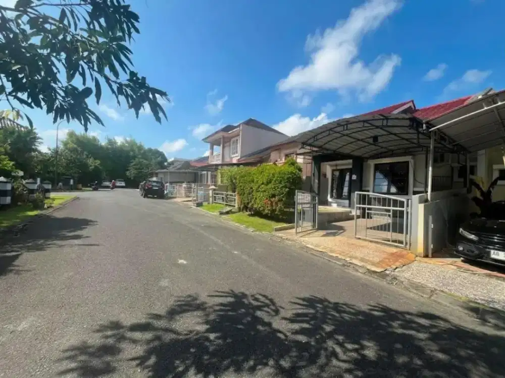JUAL RUMAH SEMI FURNISHED