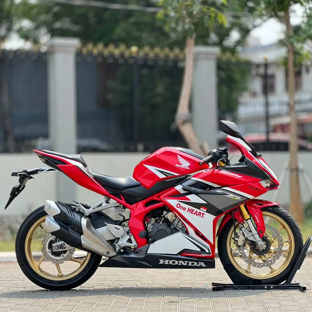 HONDA NEW CBR250RR ABS SP 2021 RED RACING KM LOW PAJAK PANJANG SUPERB