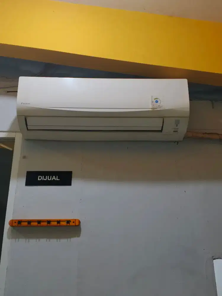 Dijual Ac daikin thailand inverter 2PK bagus murah