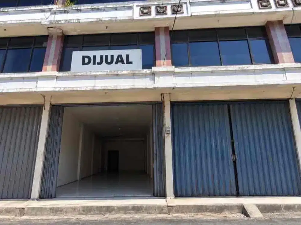 RUKO LANTAI 3 DI KOMPLEKS PERTOKOAN DI TEUKU UMAR DENPASAR