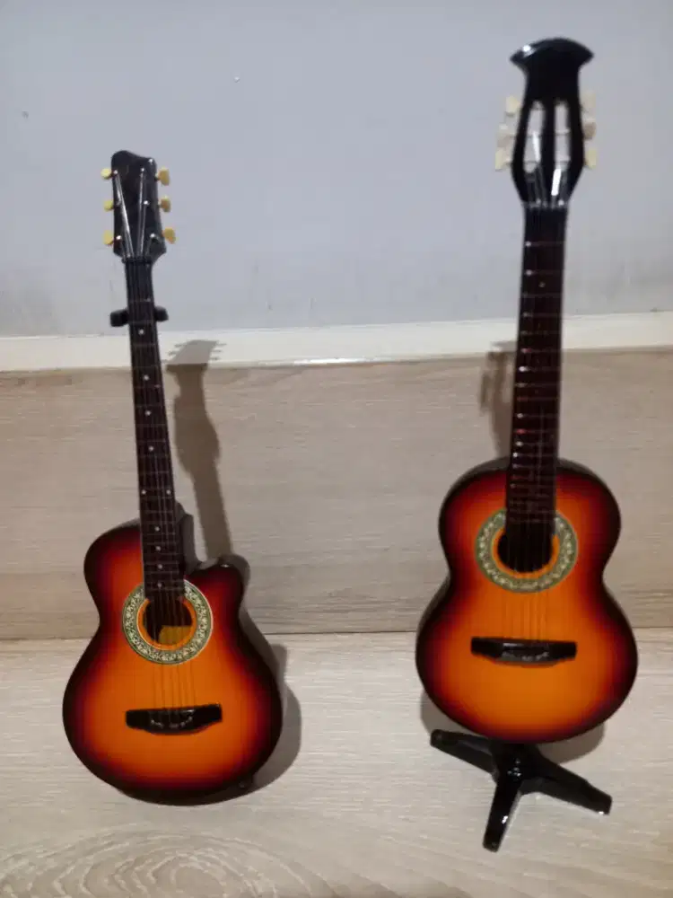 Miniatur Gitar cantik