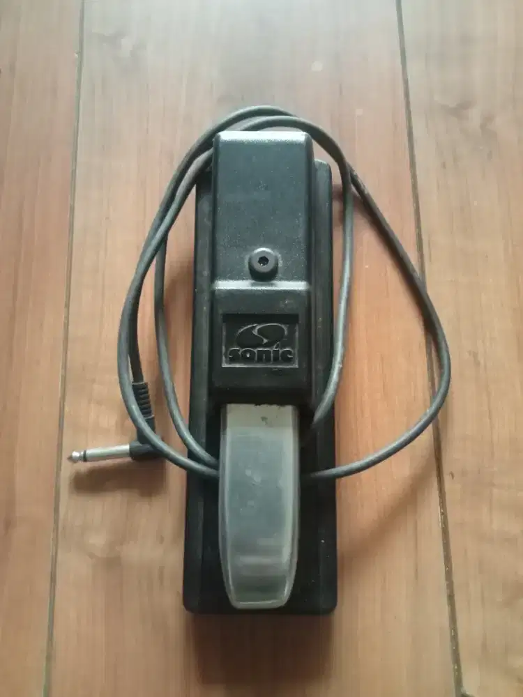 Pedal sustain untuk semua merk dan jenis keyboard dan piano elektrik