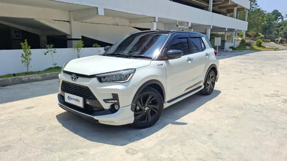 Toyota Raize 1.0 GR Sport Two Tone Bensin AT 2023