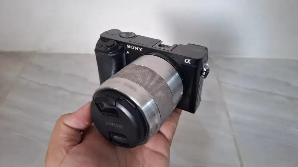 Sony A6000 dan Sony 50 F1.8 Oss
