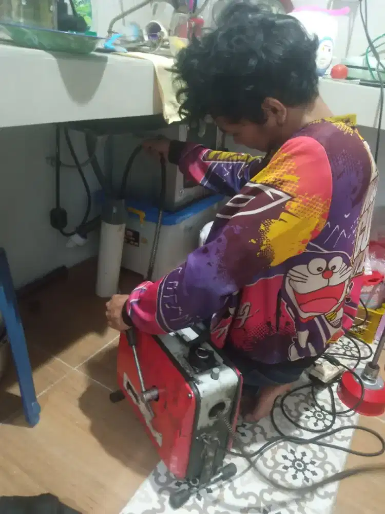 Mesin pengeruk  Drain cleaner machine untuk melancarkan pipa mampet
