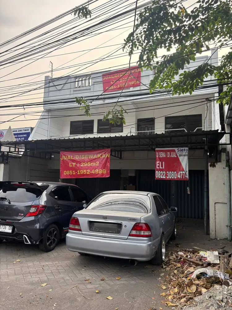 Dijual/disewakan rumah 2 lantai LT 295 LB 150