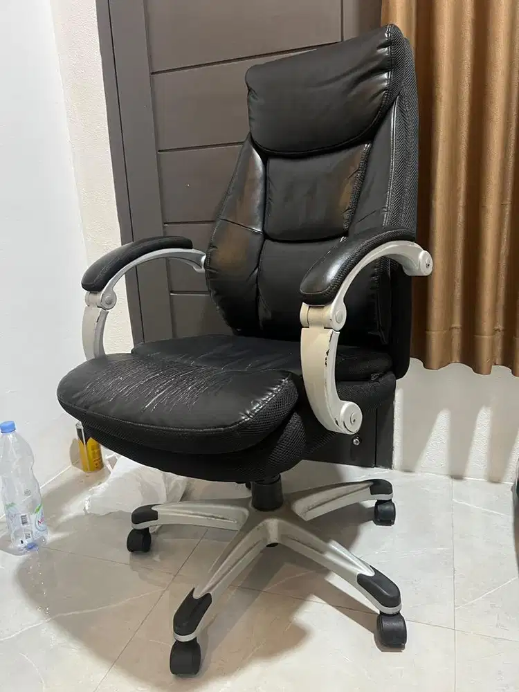Dijual Kursi Kantor Informa Umura
