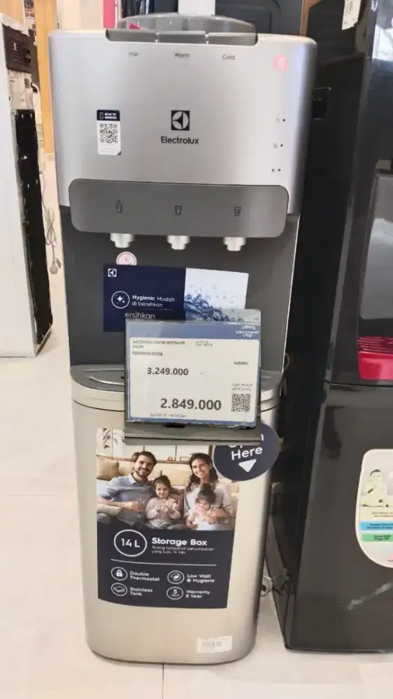 Water Dispenser Electrolux Silver