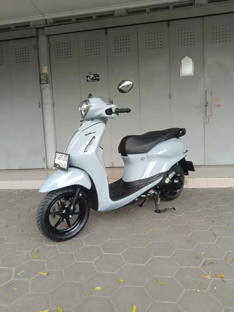 Yamaha grand Filano hybrid Neo 2026 antik