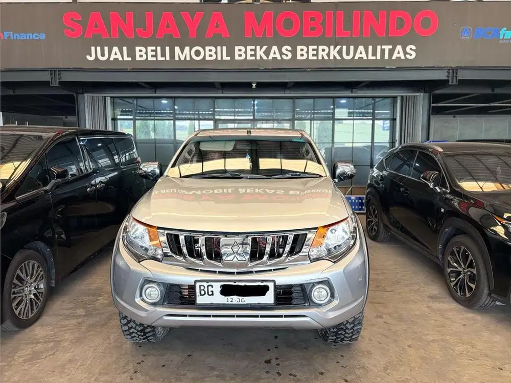 Triton Exceed DC 4x4 M/T 2015/2016