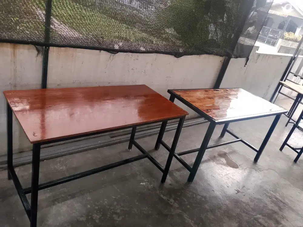 Meja 60 x 120 top kayu kaki besi
