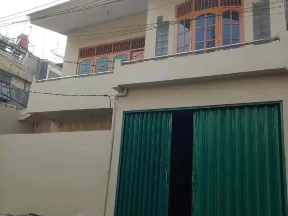 Disewakan rumah rapi bagus siap huni strategis di pusat kota di karang anyar jakarta pusat