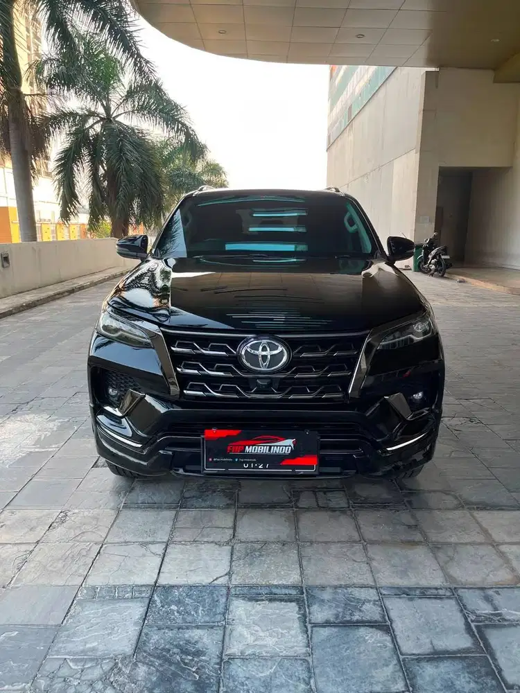 Toyota Fortuner GR 2.4 AT 2021