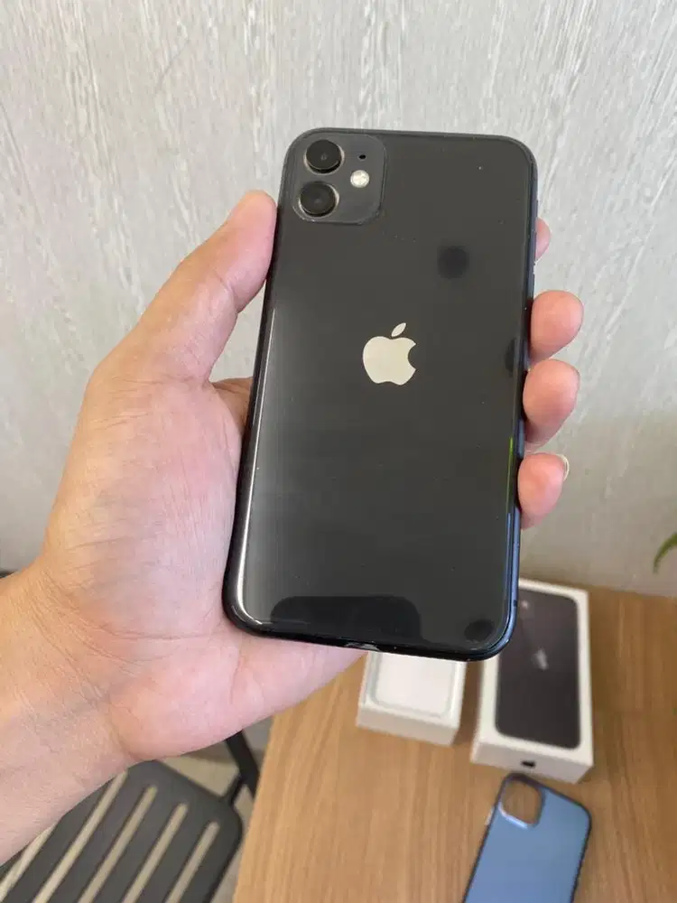Dijual iPhone 11 64gb inter
