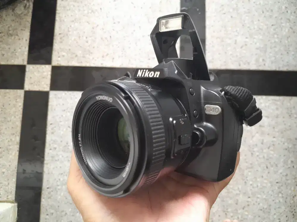 Kamera dslr Nikon D40 Lensa Fix