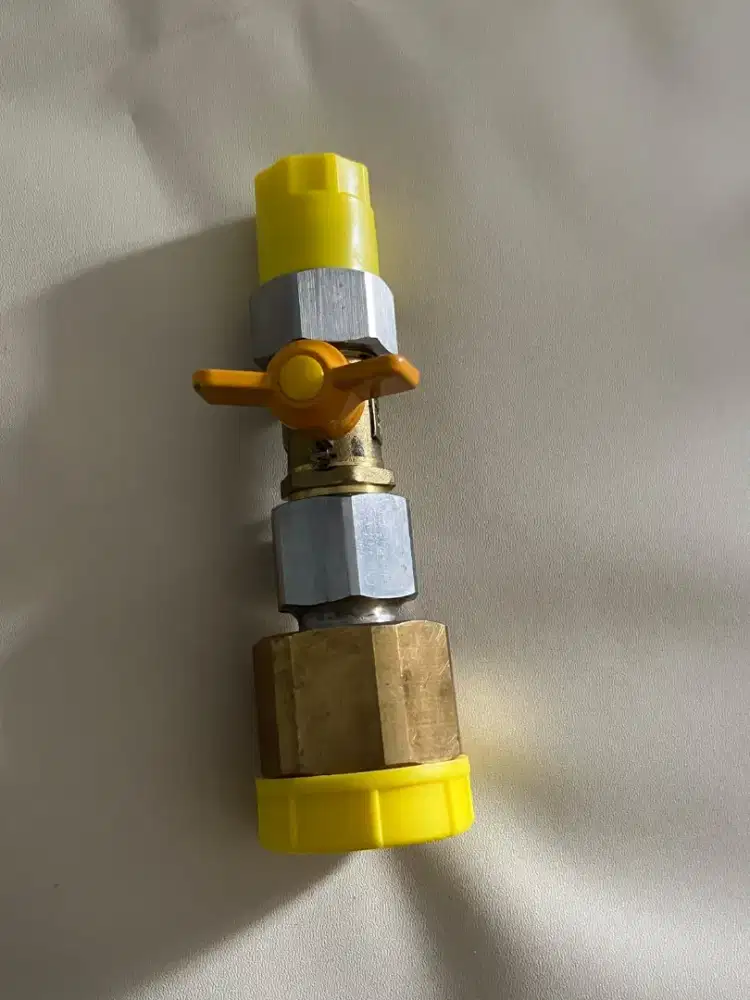 Ball valve PN64 for GIS