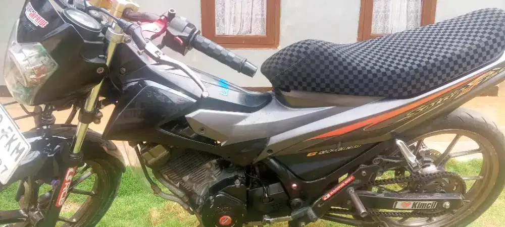 Suzuki Satri f 150