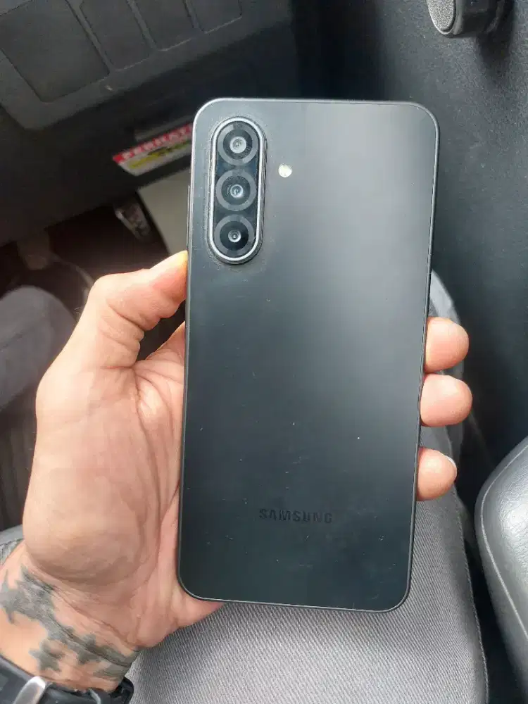 Samsung A17 5G 8/256 fullset no minus, 4 bulan pemakaian